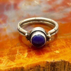 Sterling Silver Lapis Lazuli Ring - Size 5.5